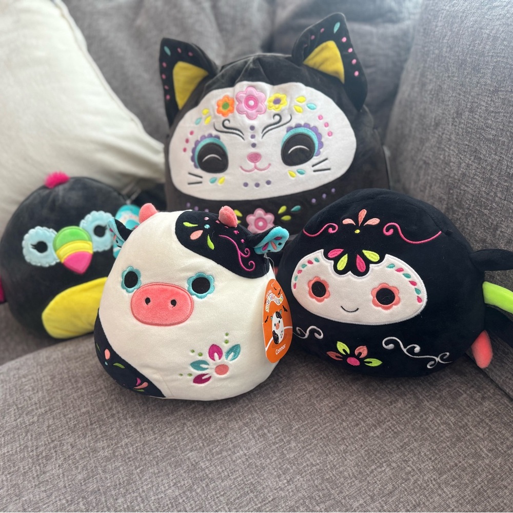 Squishmallows Plush Set - Black, White, Pink, Yellow, Blue, Green